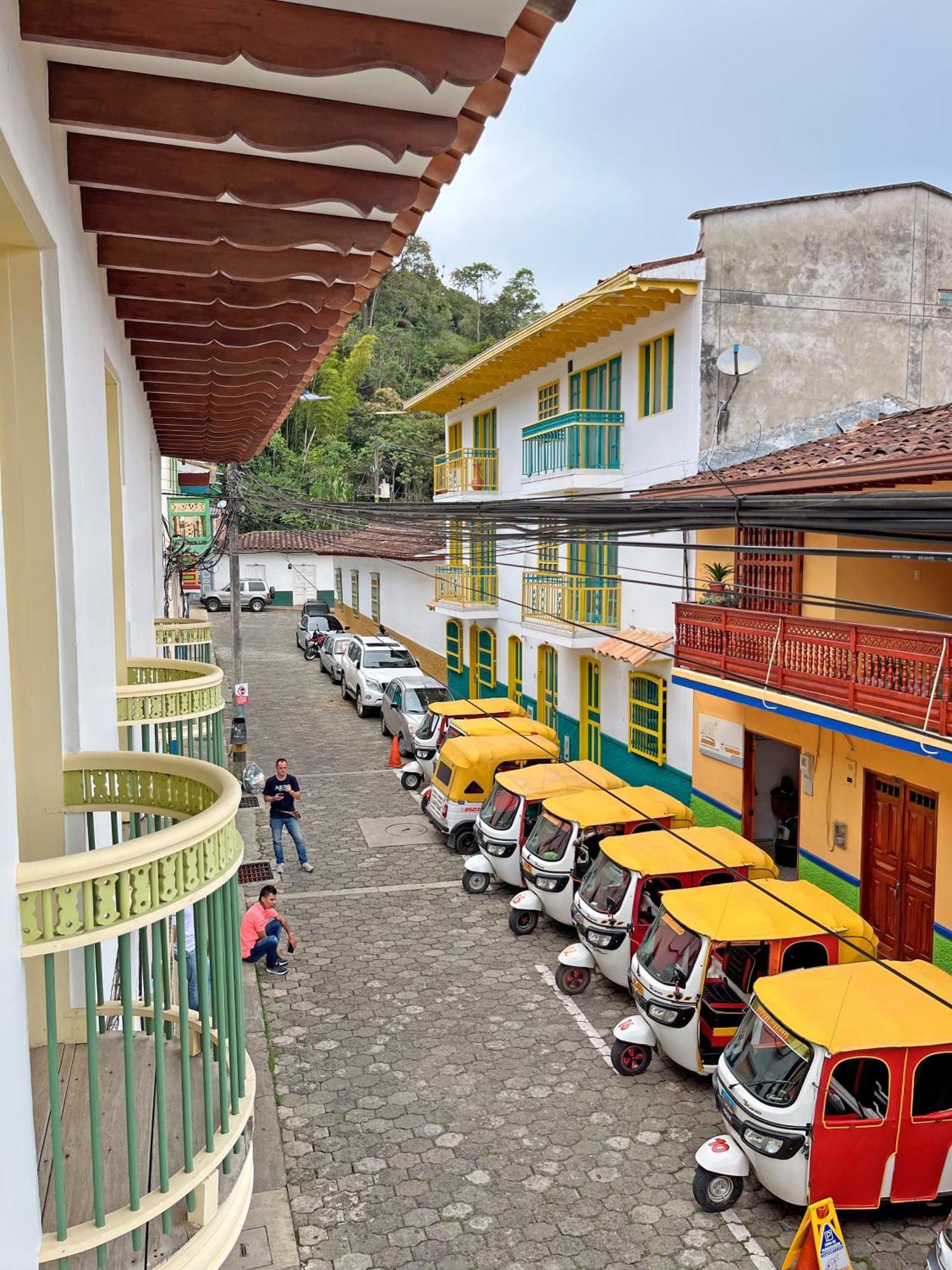 Hostal El Fin Del Afan Херико Екстериор снимка