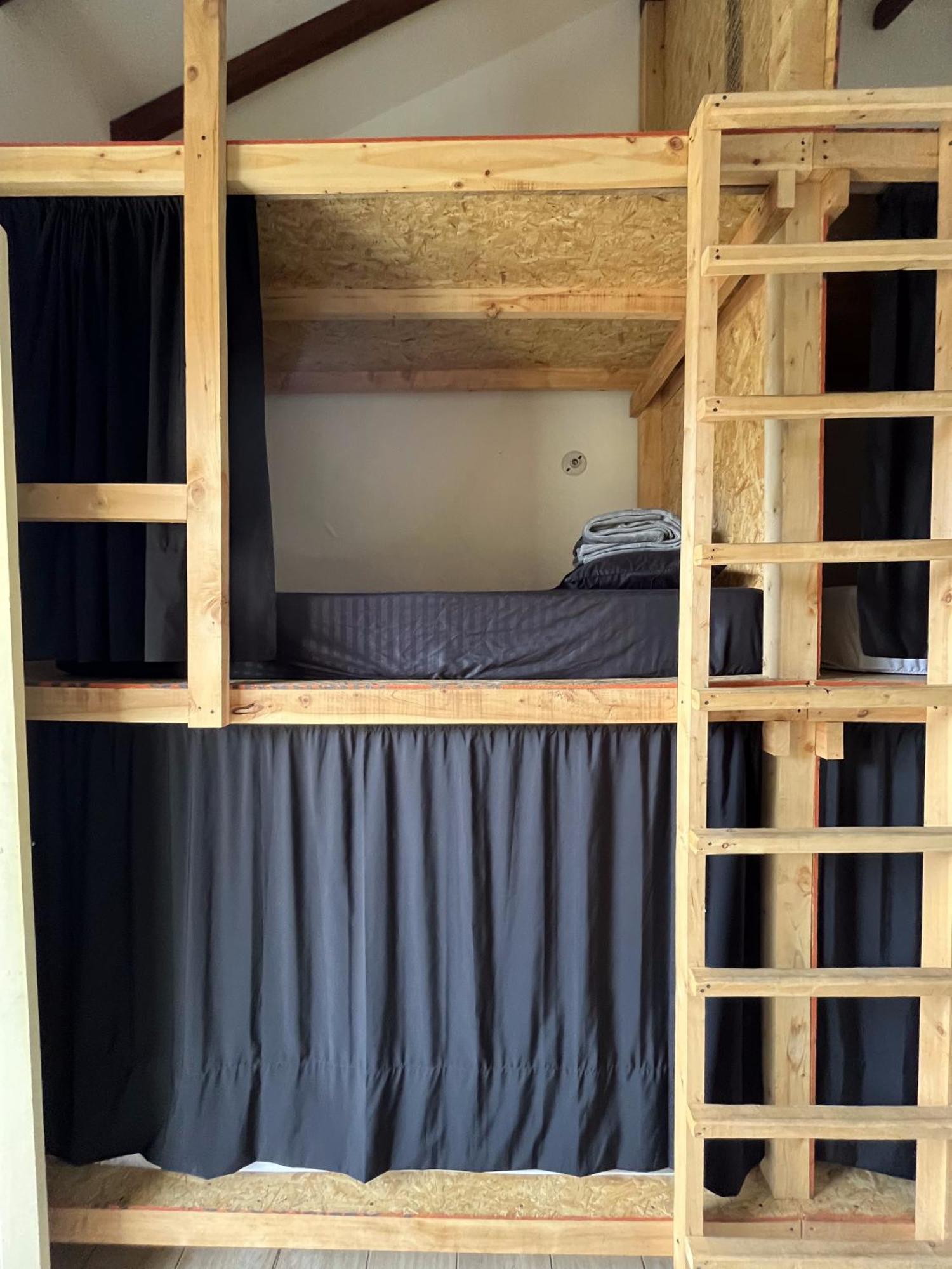 Hostal El Fin Del Afan Херико Екстериор снимка